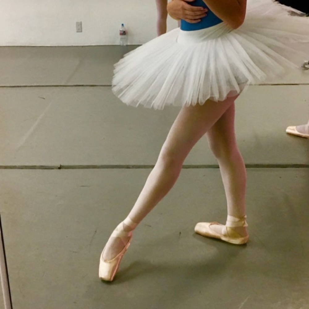 ADULT MEDIUM BALLET LEOTARDS